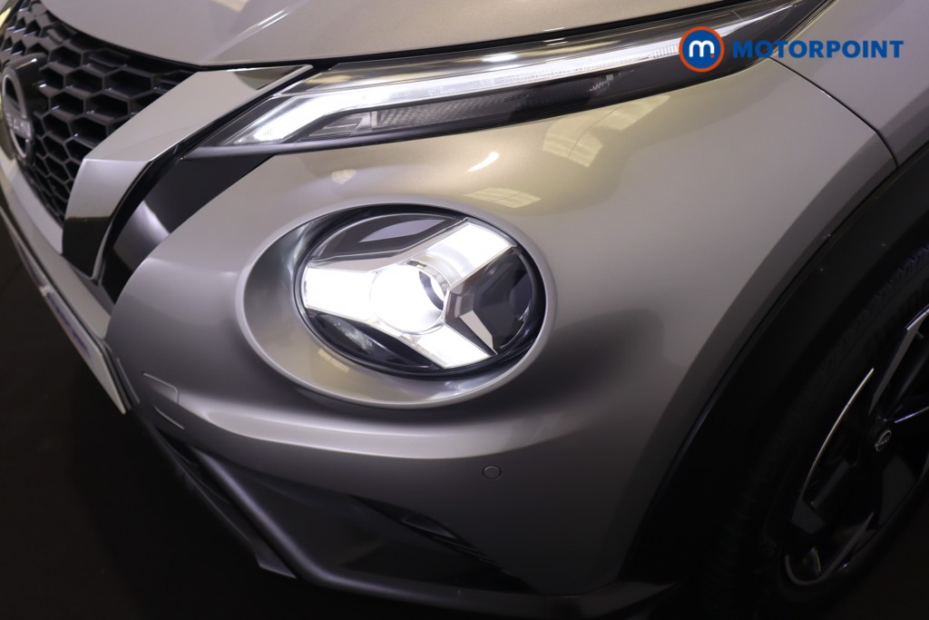 Nissan Juke N-Connecta Automatic Petrol SUV - Stock Number (1569831) - 20th supplementary image