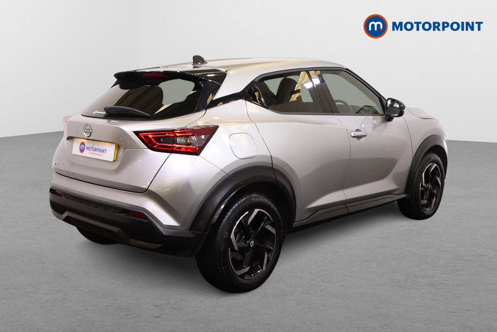 Nissan Juke N-Connecta Automatic Petrol SUV - Stock Number (1569831) - Drivers side rear corner
