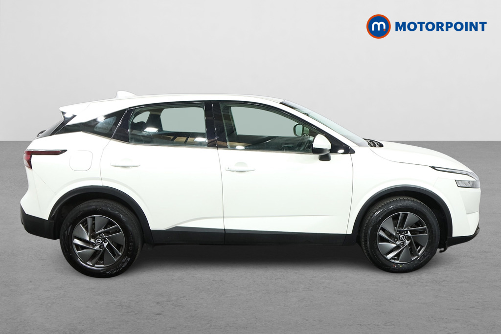 Nissan Qashqai Acenta Premium Manual Petrol SUV - Stock Number (1569949) - Drivers side