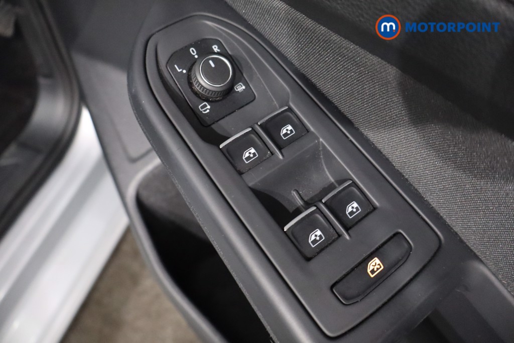 Volkswagen Golf Life Manual Petrol Hatchback - Stock Number (1569989) - 25th supplementary image