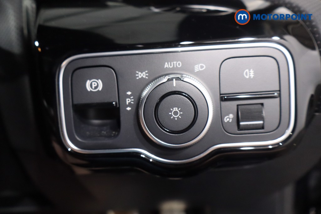 Mercedes-Benz CLA Amg Line Automatic Diesel Coupe - Stock Number (1570047) - 23rd supplementary image