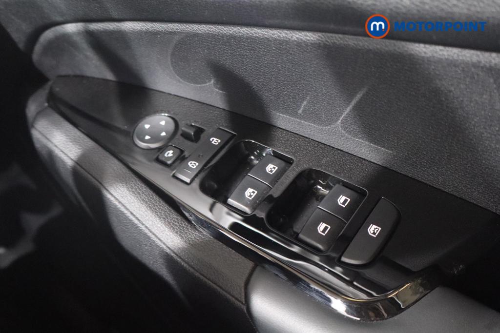 KIA Sportage 3 Automatic Petrol-Electric Hybrid SUV - Stock Number (1570137) - 11th supplementary image