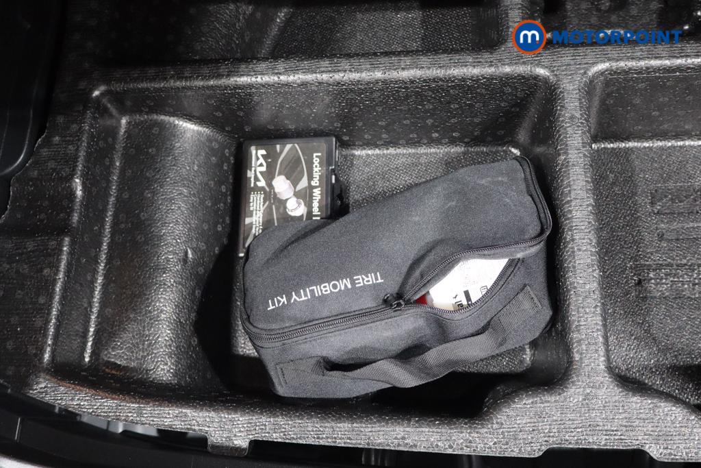 KIA Sportage 3 Automatic Petrol-Electric Hybrid SUV - Stock Number (1570137) - 31st supplementary image