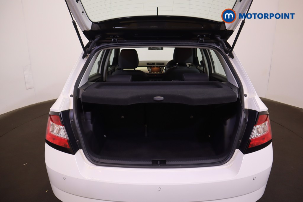 Skoda Fabia Colour Edition Manual Petrol Hatchback - Stock Number (1570238) - 16th supplementary image