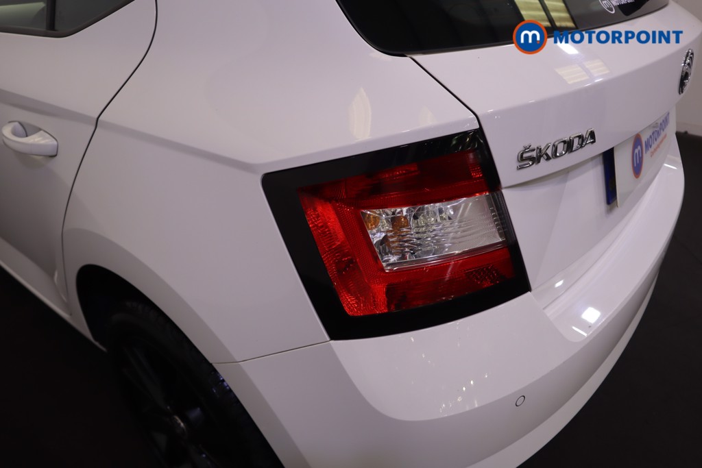 Skoda Fabia Colour Edition Manual Petrol Hatchback - Stock Number (1570238) - 23rd supplementary image