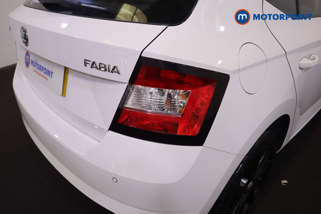 Skoda Fabia Colour Edition Manual Petrol Hatchback - Stock Number (1570238) - 24th supplementary image