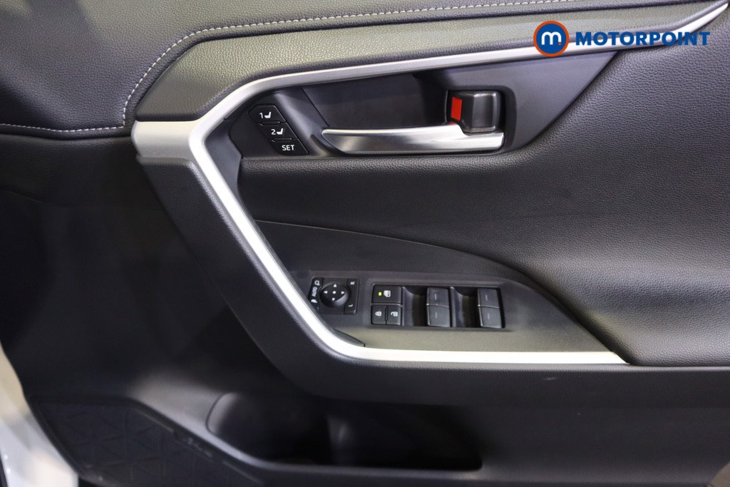Toyota Rav4 Excel Automatic Petrol-Electric Hybrid SUV - Stock Number (1570292) - 7th supplementary image