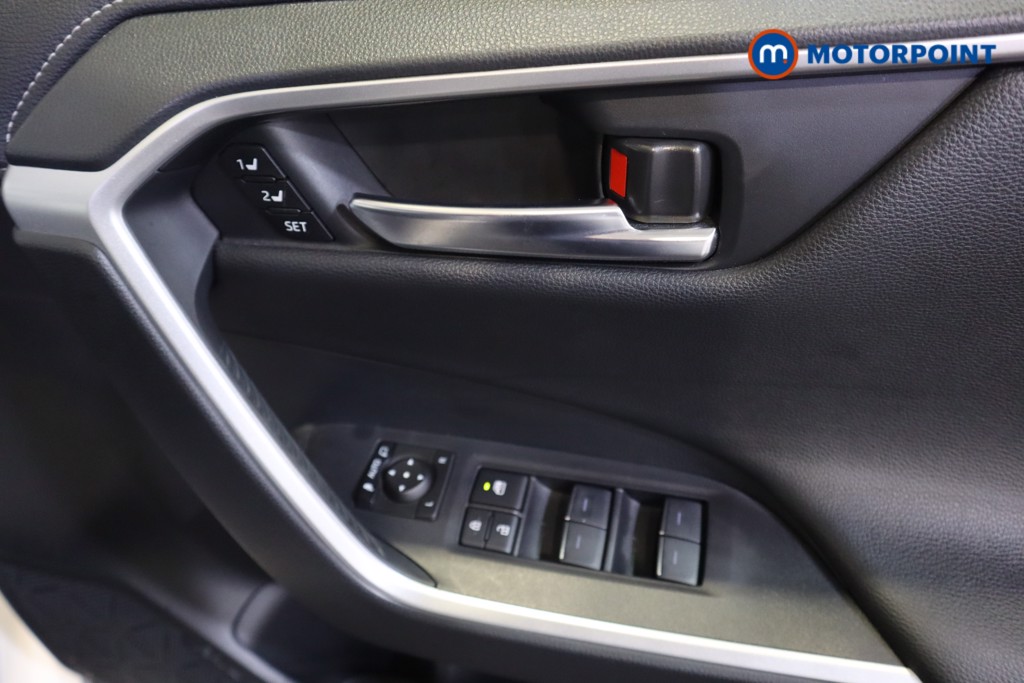 Toyota Rav4 Excel Automatic Petrol-Electric Hybrid SUV - Stock Number (1570292) - 8th supplementary image