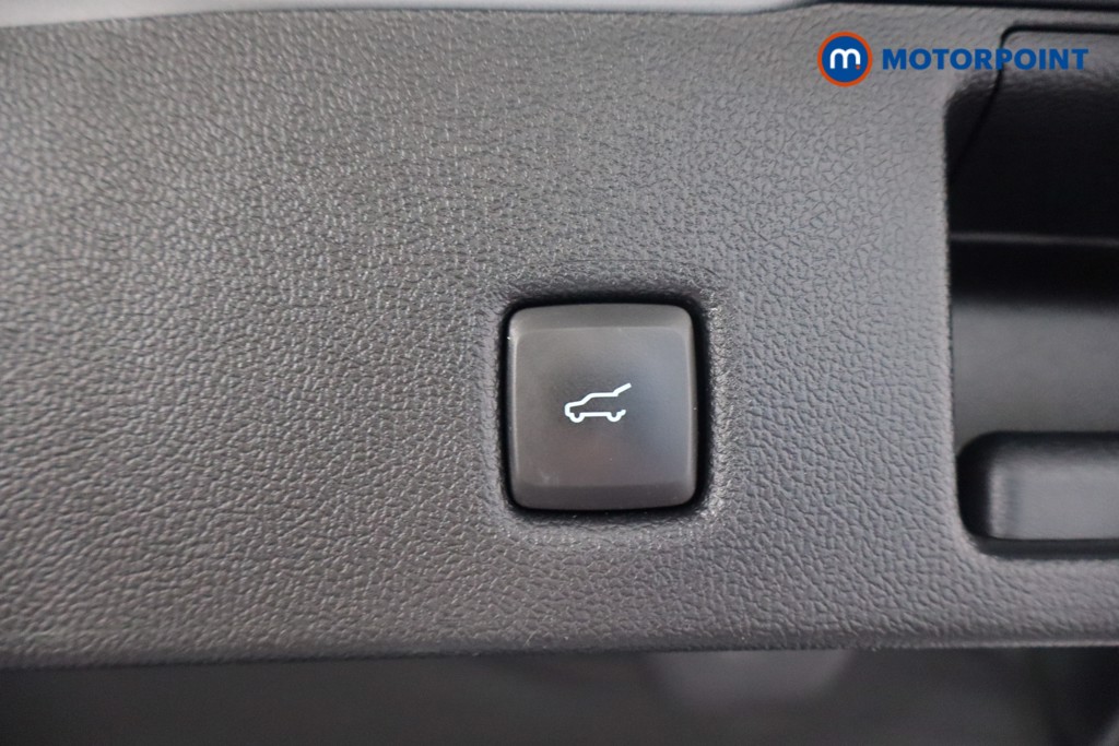 Ford Kuga St-Line X Edition Automatic Petrol Plug-In Hybrid SUV - Stock Number (1570341) - 39th supplementary image