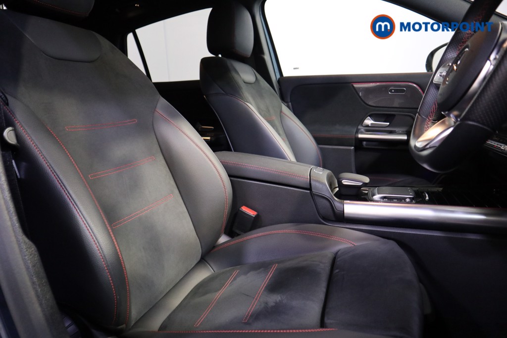 Mercedes-Benz GLA Amg Line Night Edition Automatic Petrol SUV - Stock Number (1570360) - 13th supplementary image