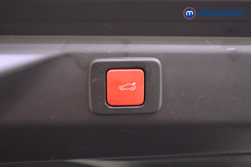 Peugeot 3008 GT Automatic Electric SUV - Stock Number (1570404) - 19th supplementary image