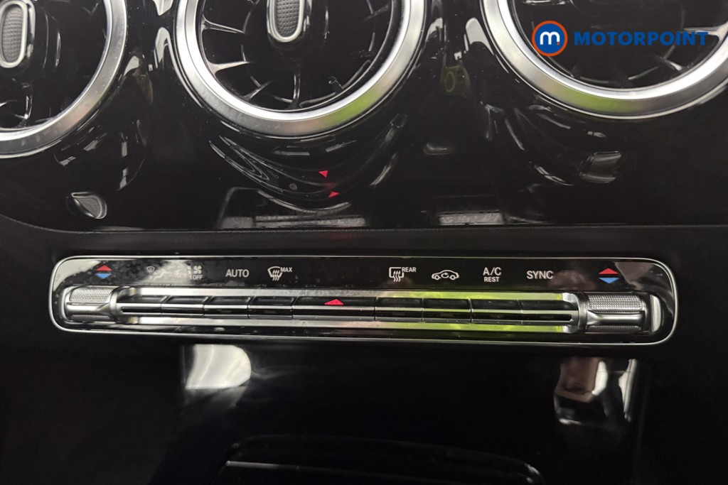 Mercedes-Benz A Class Amg Line Automatic Diesel Hatchback - Stock Number (1534746) - 16th supplementary image