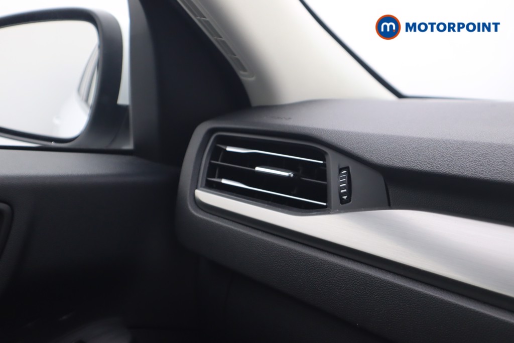 Ford Kuga Titanium First Edition Manual Petrol SUV - Stock Number (1556092) - 6th supplementary image
