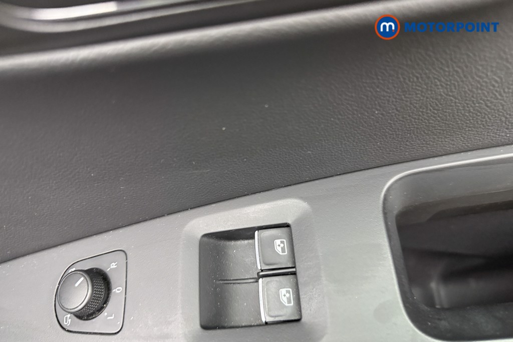 Seat Leon FR Manual Petrol Coupe - Stock Number (1557024) - 17th supplementary image