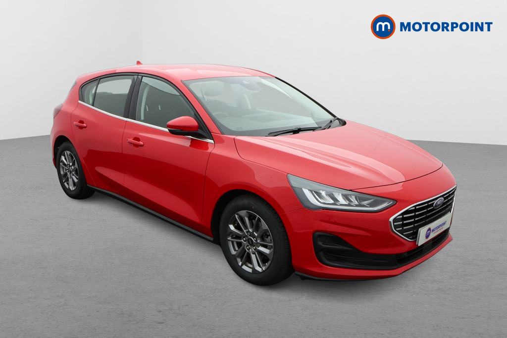 Ford Focus Titanium Manual Petrol Hatchback - Stock Number (1559468) - Drivers side front corner