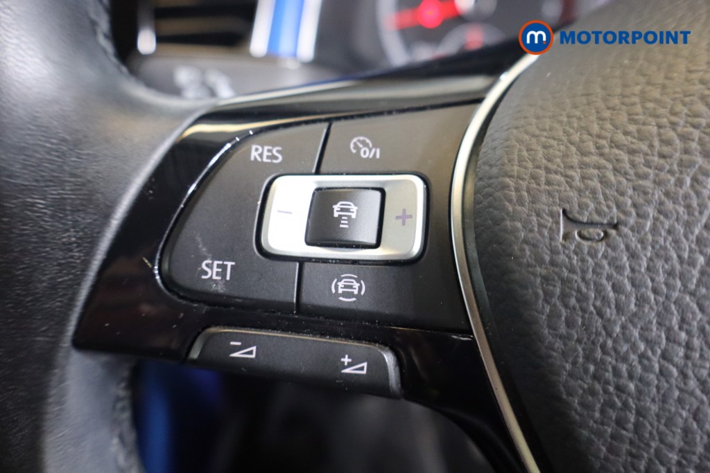 Volkswagen T-Roc Design Manual Petrol SUV - Stock Number (1560894) - 12th supplementary image