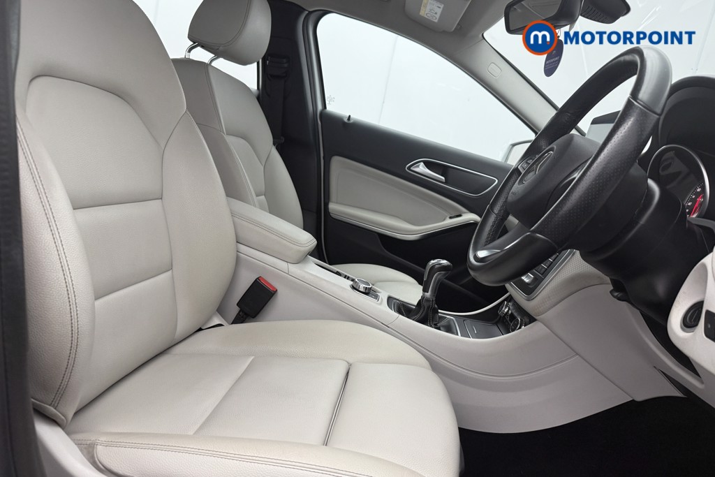 Mercedes-Benz A Class Sport Manual Diesel Hatchback - Stock Number (1561981) - 8th supplementary image