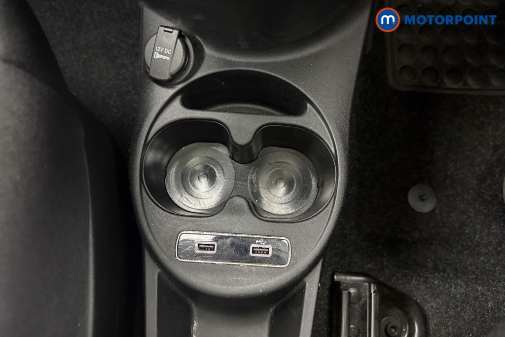 Fiat 500 1.0 Mild Hybrid 3Dr Manual Petrol-Electric Hybrid Hatchback - Stock Number (1562286) - 6th supplementary image