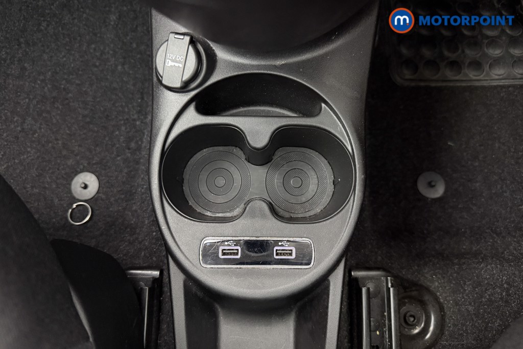 Fiat 500 1.0 Mild Hybrid 3Dr Manual Petrol-Electric Hybrid Hatchback - Stock Number (1562292) - 6th supplementary image