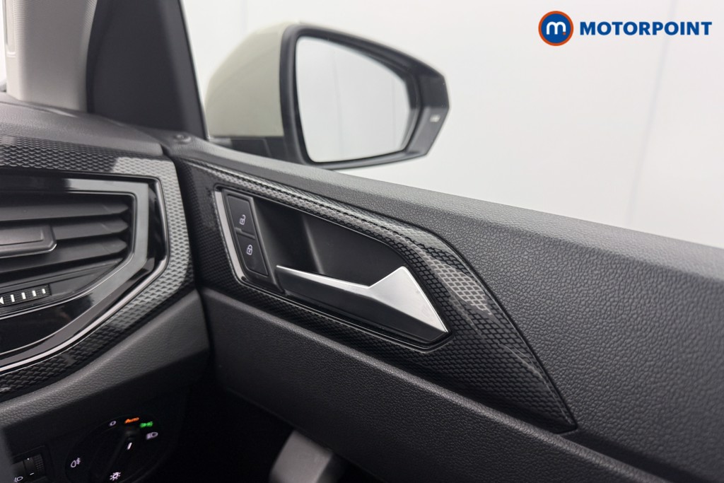 Volkswagen Polo Life Manual Petrol Hatchback - Stock Number (1562334) - 12th supplementary image