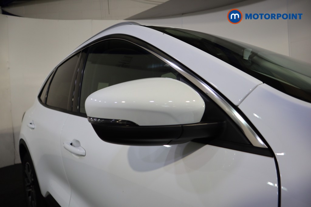 Ford Kuga Titanium Edition Manual Petrol SUV - Stock Number (1562929) - 18th supplementary image
