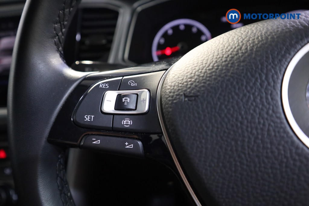 Volkswagen T-Roc Active Manual Petrol SUV - Stock Number (1563261) - 4th supplementary image