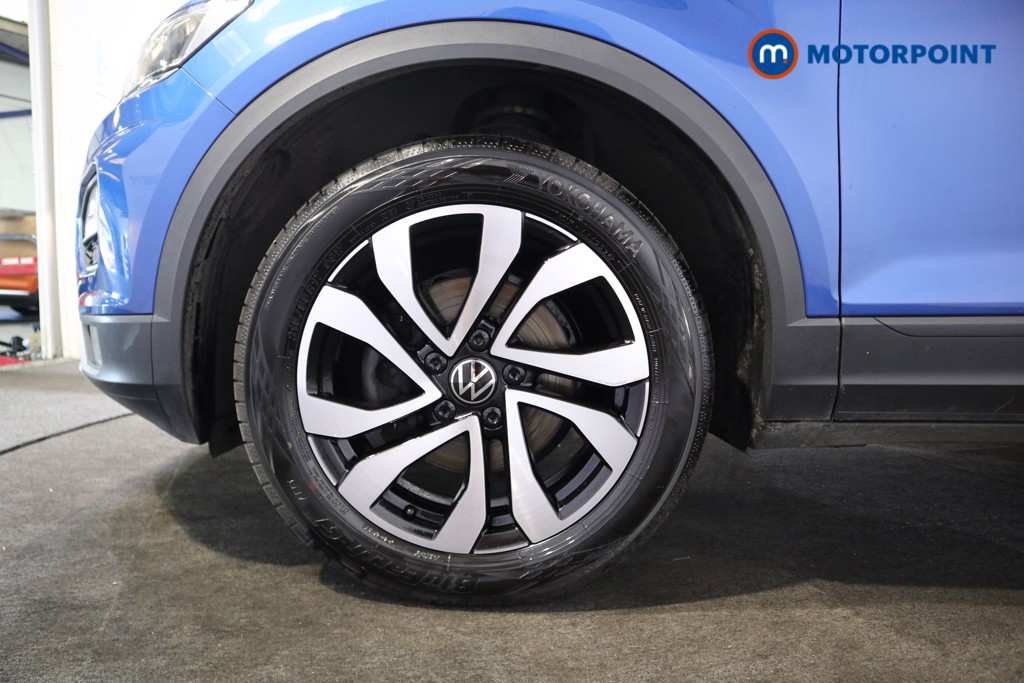 Volkswagen T-Roc Active Manual Petrol SUV - Stock Number (1563261) - 15th supplementary image