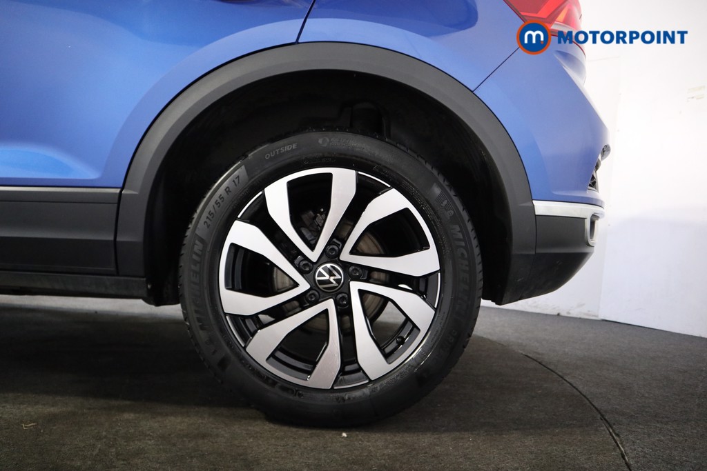 Volkswagen T-Roc Active Manual Petrol SUV - Stock Number (1563261) - 16th supplementary image