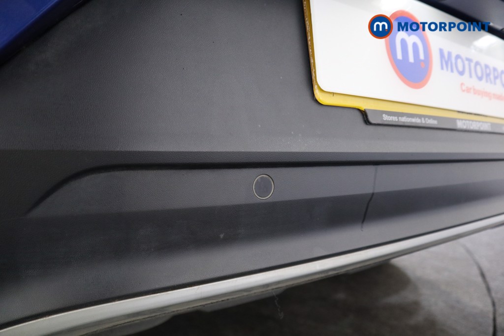 Volkswagen T-Roc Active Manual Petrol SUV - Stock Number (1563261) - 17th supplementary image