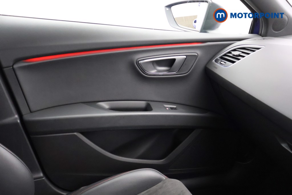 Seat Leon Fr Black Edition Automatic Petrol Hatchback - Stock Number (1563502) - 7th supplementary image