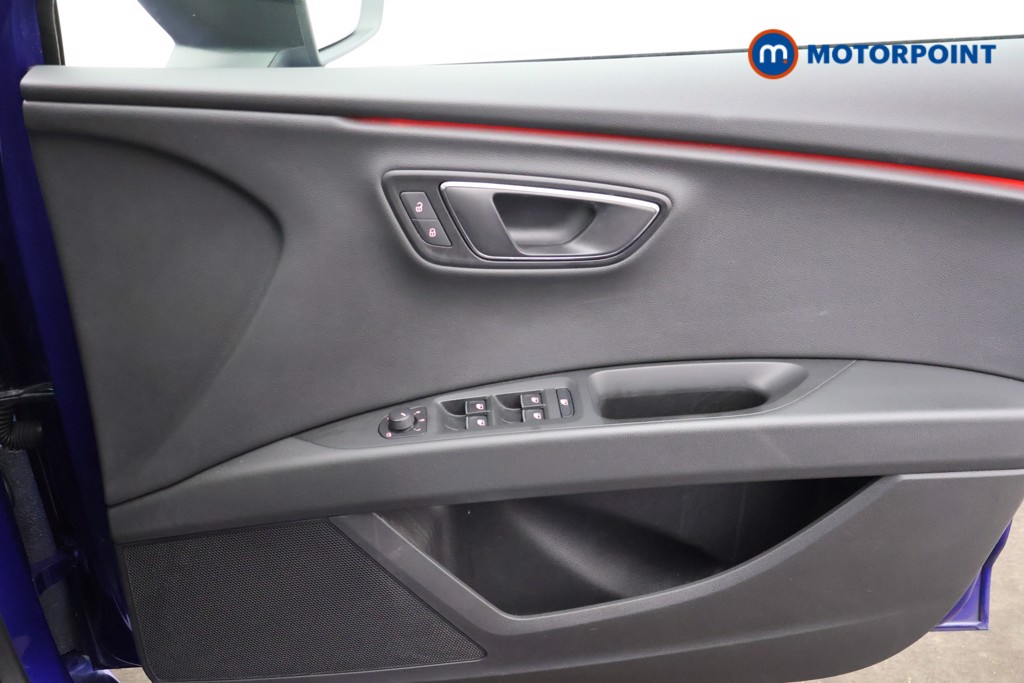 Seat Leon Fr Black Edition Automatic Petrol Hatchback - Stock Number (1563502) - 8th supplementary image