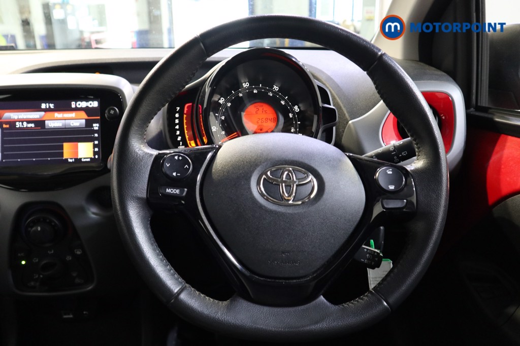 Toyota Aygo X-Play Manual Petrol Hatchback - Stock Number (1563558) - 2nd supplementary image