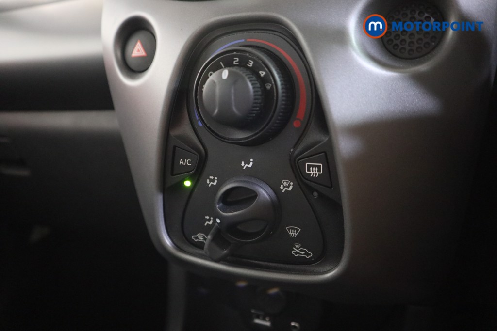Toyota Aygo X-Play Manual Petrol Hatchback - Stock Number (1563558) - 8th supplementary image