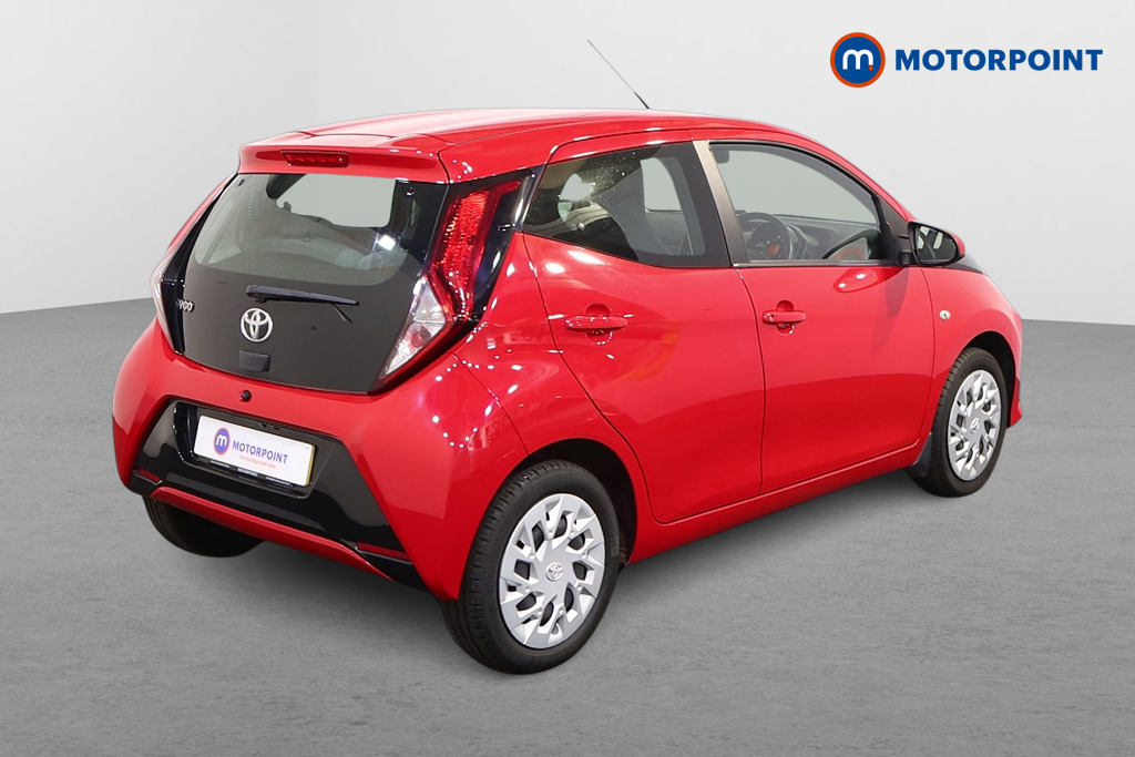 Toyota Aygo X-Play Manual Petrol Hatchback - Stock Number (1563558) - Drivers side rear corner