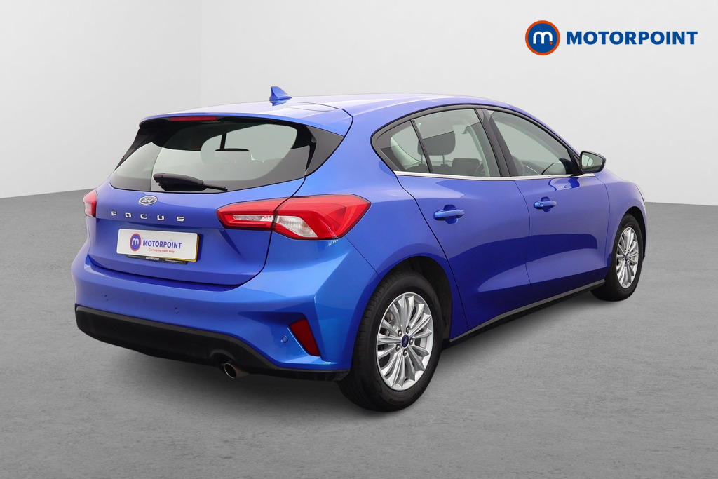 Ford Focus Titanium Manual Petrol Hatchback - Stock Number (1563749) - Drivers side rear corner