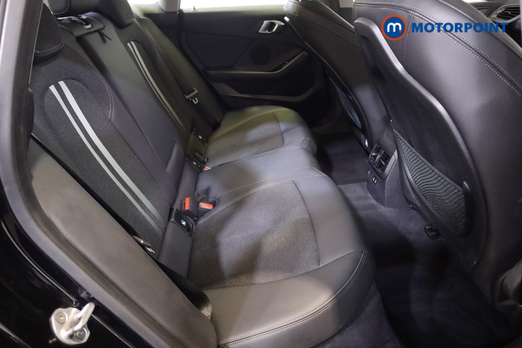 BMW 2 Series Sport Manual Diesel Saloon - Stock Number (1563934) - 7th supplementary image