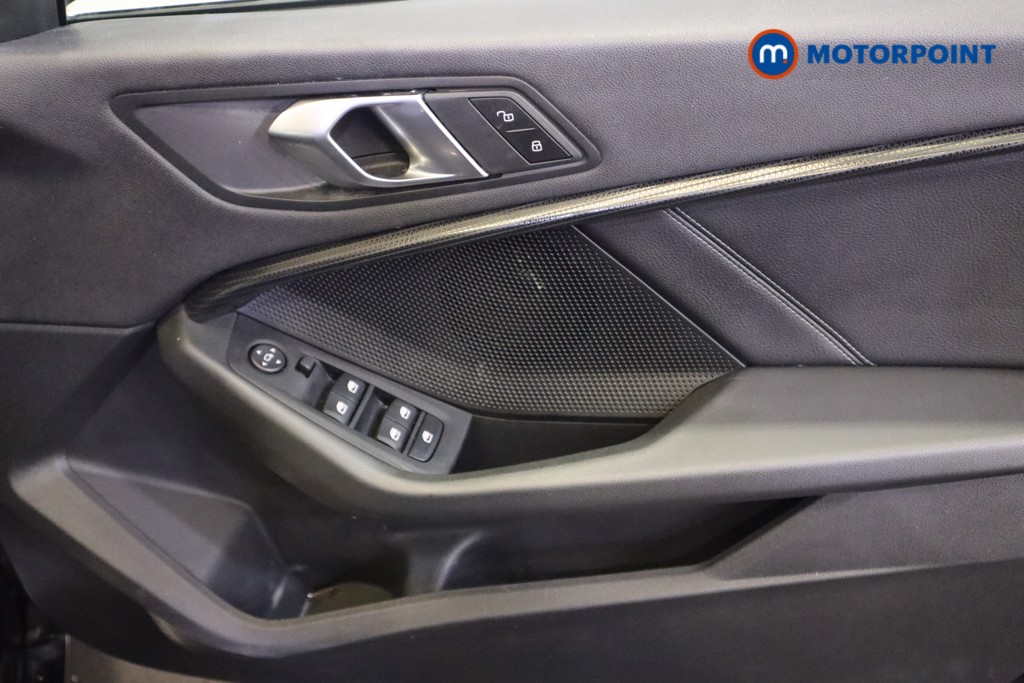 BMW 2 Series Sport Manual Diesel Saloon - Stock Number (1563934) - 13th supplementary image