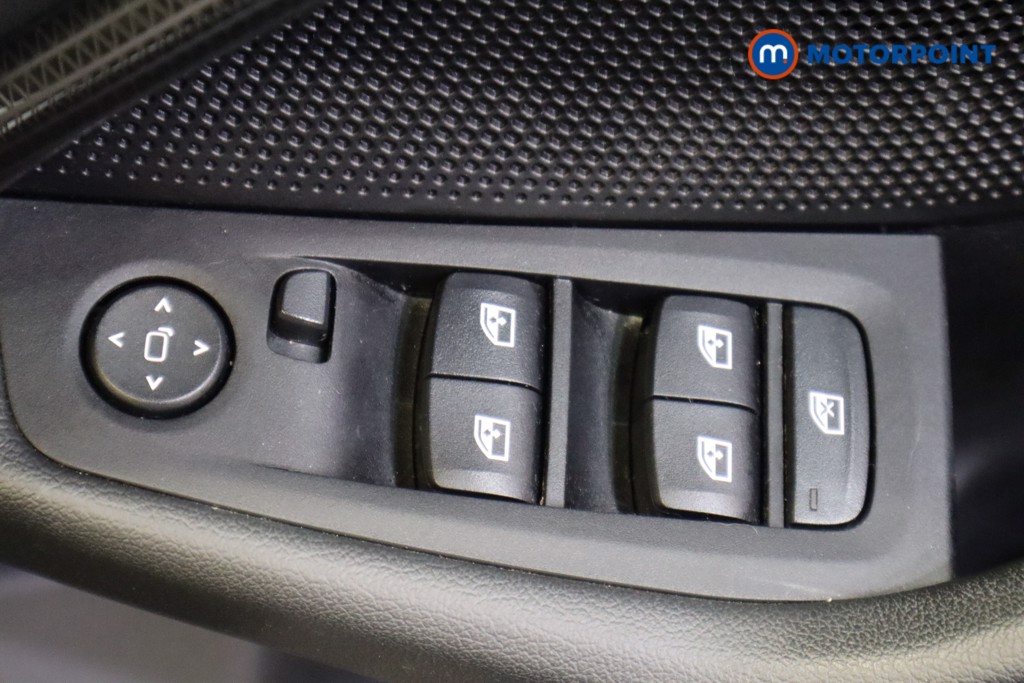 BMW 2 Series Sport Manual Diesel Saloon - Stock Number (1563934) - 15th supplementary image