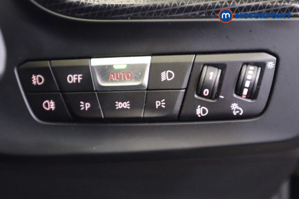 BMW 2 Series Sport Manual Diesel Saloon - Stock Number (1563934) - 16th supplementary image