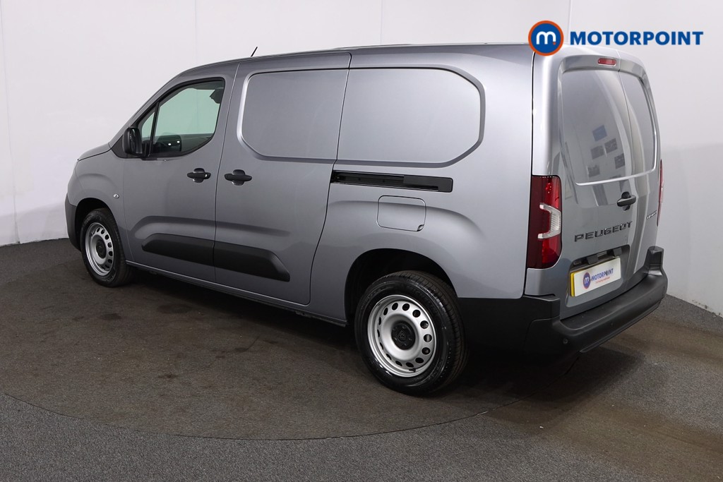 Peugeot Partner Professional Manual Diesel Panel Van - Stock Number (1563961) - Passenger side rear corner