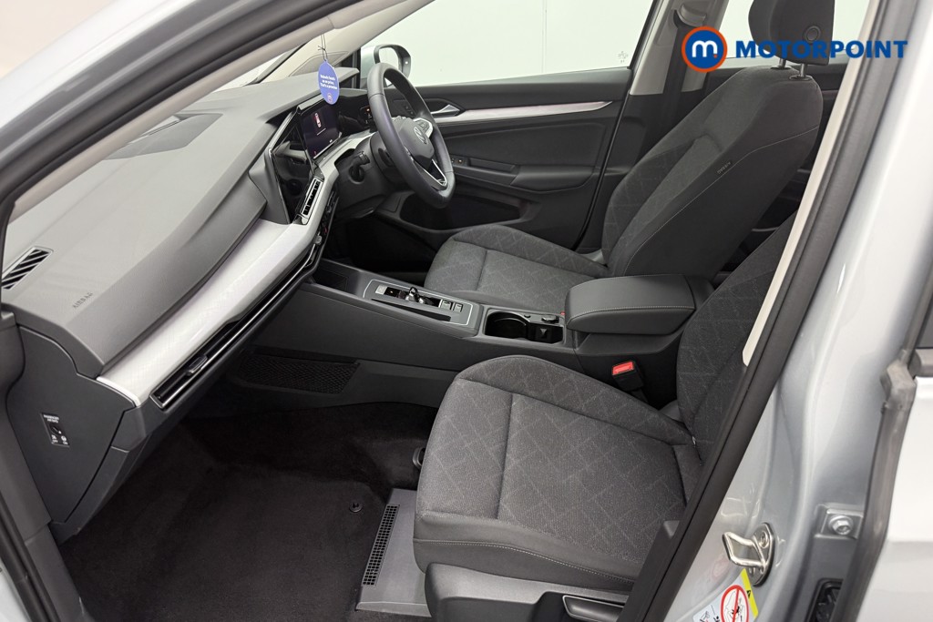 Volkswagen Golf Life Automatic Petrol Hatchback - Stock Number (1564732) - 1st supplementary image