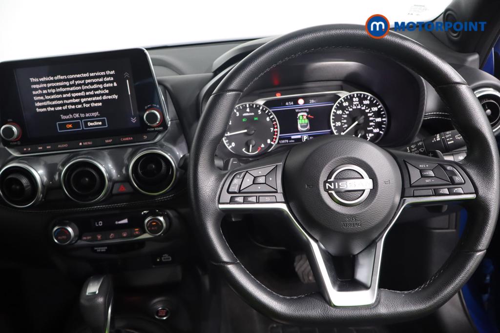 Nissan Juke N-Connecta Automatic Petrol SUV - Stock Number (1564996) - 2nd supplementary image