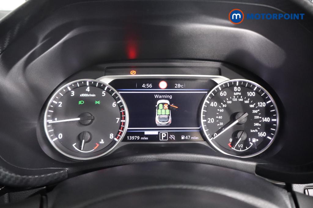 Nissan Juke N-Connecta Automatic Petrol SUV - Stock Number (1564996) - 6th supplementary image