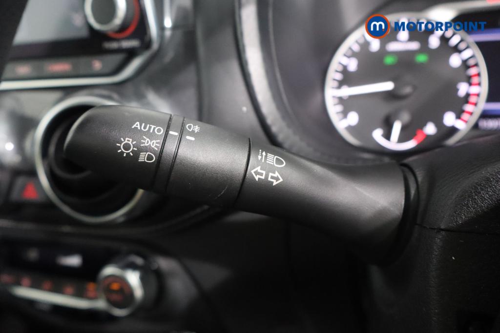 Nissan Juke N-Connecta Automatic Petrol SUV - Stock Number (1564996) - 11th supplementary image