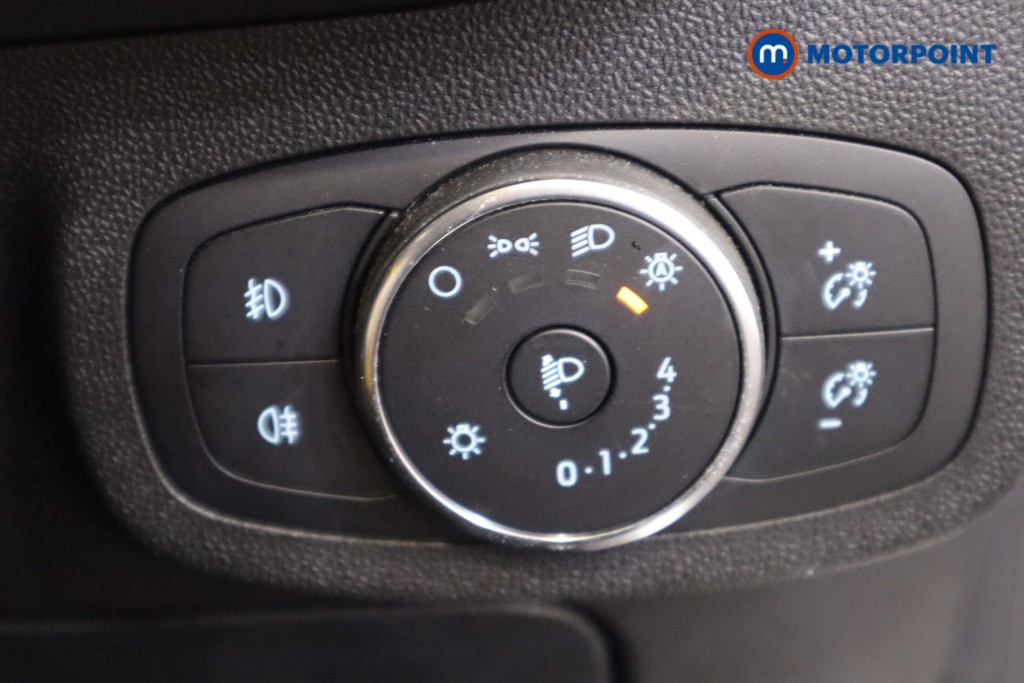 Ford Fiesta Zetec Manual Petrol Hatchback - Stock Number (1565032) - 16th supplementary image