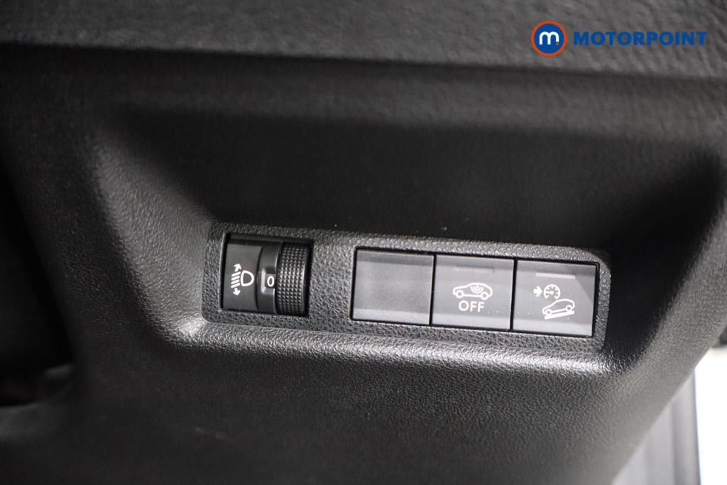 Jeep Avenger Altitude Manual Petrol SUV - Stock Number (1565165) - 12th supplementary image