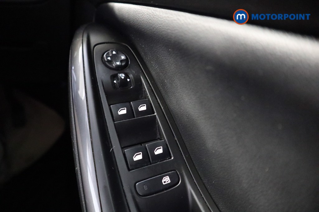 Vauxhall Grandland X Sri Nav Automatic Diesel SUV - Stock Number (1565221) - 6th supplementary image