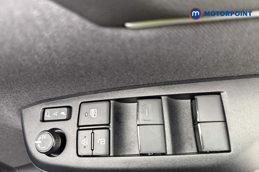 Toyota Yaris Excel Automatic Petrol-Electric Hybrid Hatchback - Stock Number (1565228) - 19th supplementary image