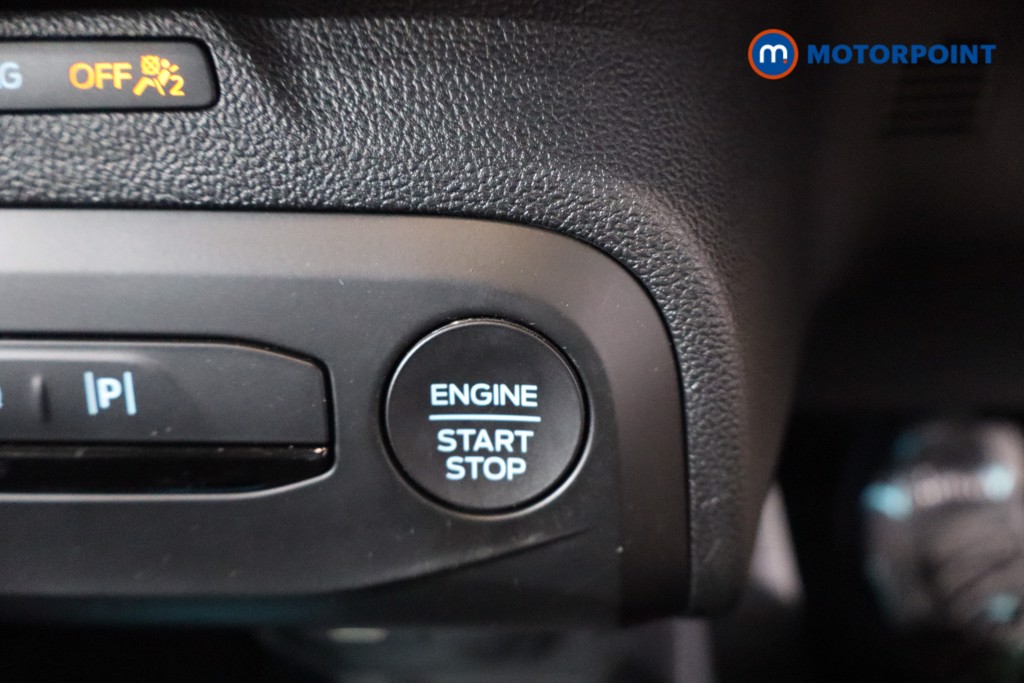 Ford Focus Active Vignale Automatic Petrol-Electric Hybrid Hatchback - Stock Number (1565476) - 13th supplementary image