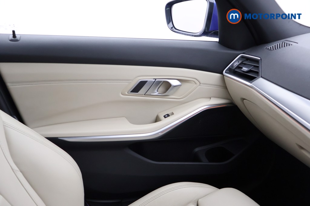 BMW 3 Series M Sport Automatic Petrol Saloon - Stock Number (1565613) - 7th supplementary image